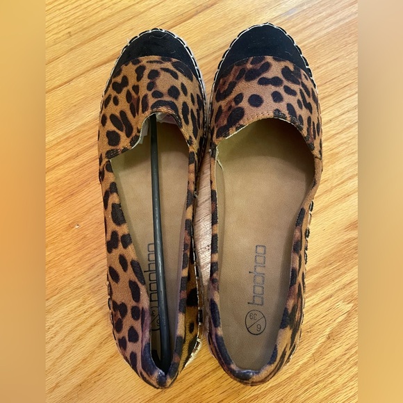 **Brand new in box** size 8 leopard print espadrilles from Boohoo - Picture 4 of 8